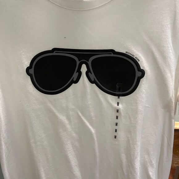 NWOT Michael Kors White T-Shirt Aviator Sunglasses Graphic Medium. #213 - Picture 4 of 5